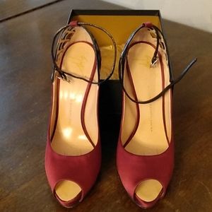 Beautiful satin and patent leather heels